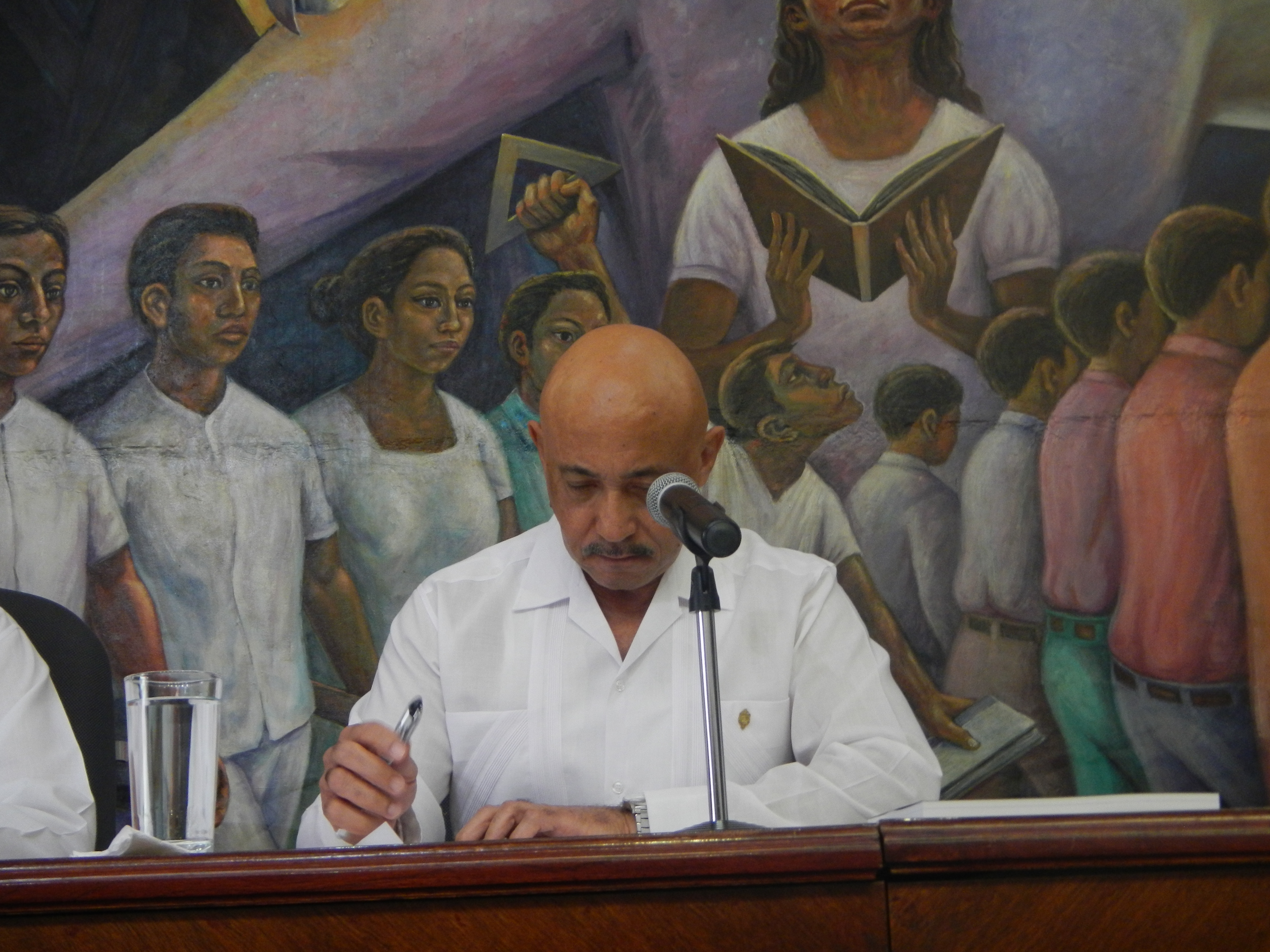 Contratos colectivos en UADY